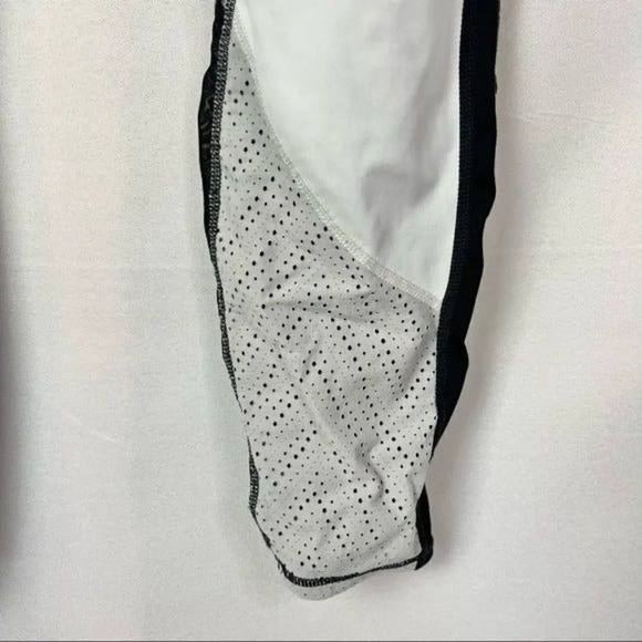 Athleta High Rise Precision Tight Black & White Mesh Color Block M - Picture 6 of 6